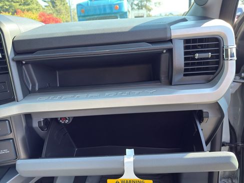 New 2026 Ford F350 XLT w/ XLT Premium Package image 33