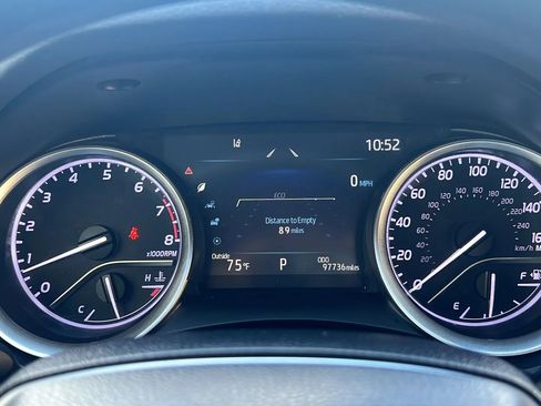 Used 2021 Toyota Camry LE image 12