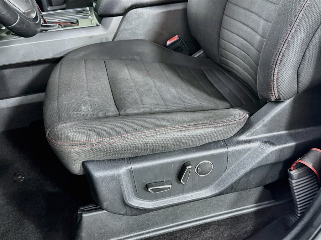 Used 2018 Ford F150 XLT w/ Equipment Group 302A Luxury AWD/4WD image 22