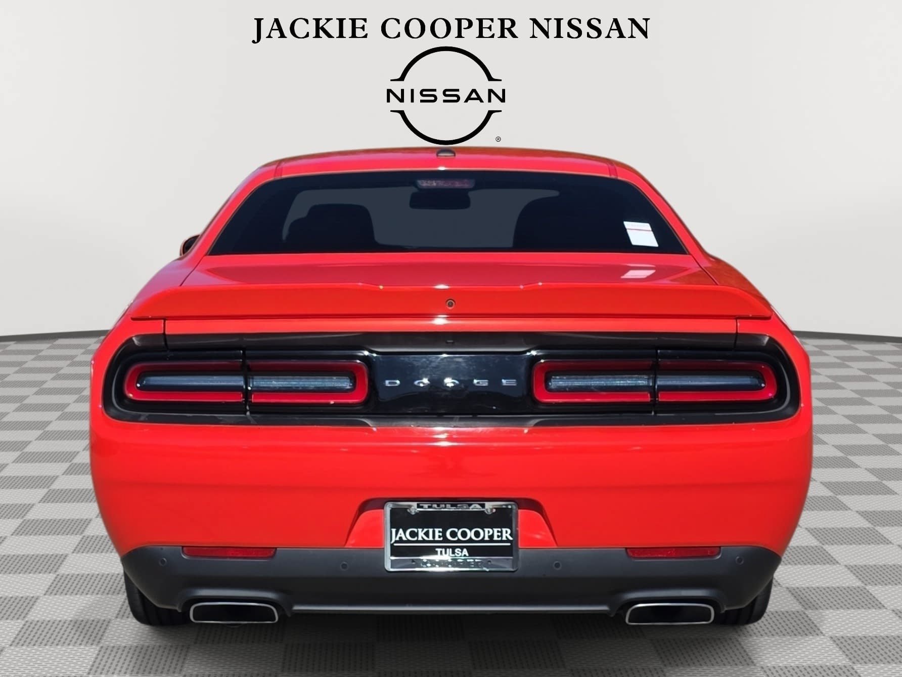 Used 2022 Dodge Challenger R/T RWD image 6