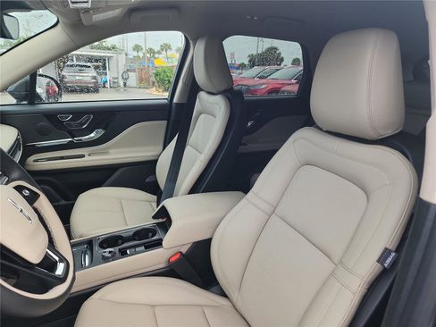 New 2026 Lincoln Corsair Reserve image 14