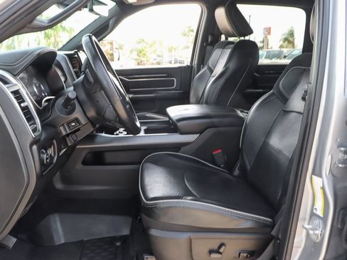 Used 2022 RAM 2500 Laramie w/ Night Edition AWD/4WD image 18