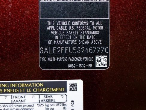 New 2025 Land Rover Defender 130 X-Dynamic SE image 24