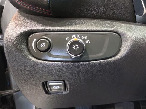 Used 2024 Chevrolet Blazer RS w/ Enhanced Convenience Package FWD image 19