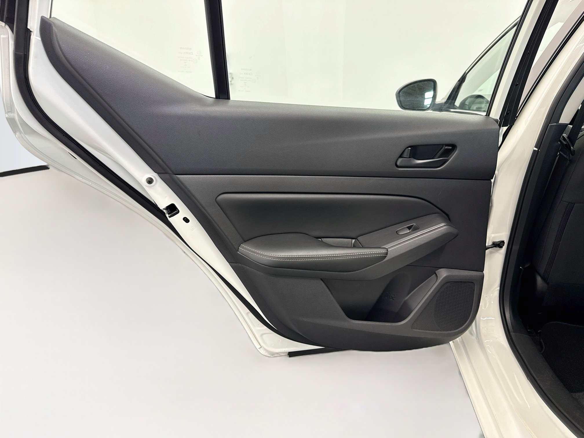 Used 2025 Nissan Altima 2.5 SV FWD image 26