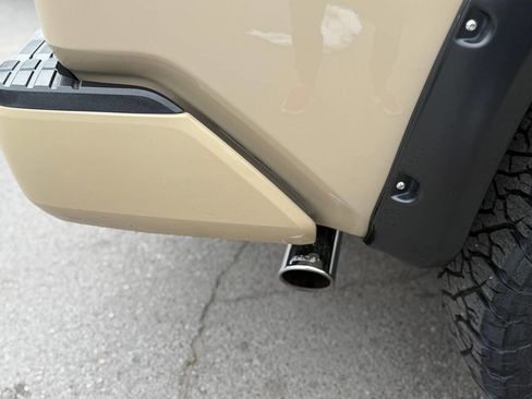 Used 2017 Toyota Tundra Limited w/ Limited Premium Package image 46