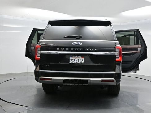 Used 2022 Ford Expedition Limited image 56