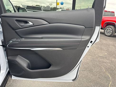 New 2026 Chevrolet Traverse Z71 w/ Driver Confidence Package image 17