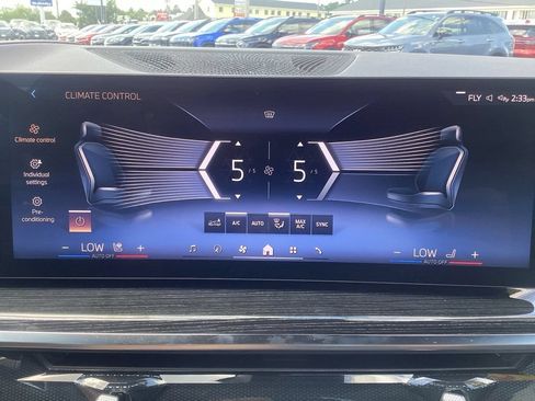 Used 2026 BMW X5 xDrive40i AWD/4WD image 27