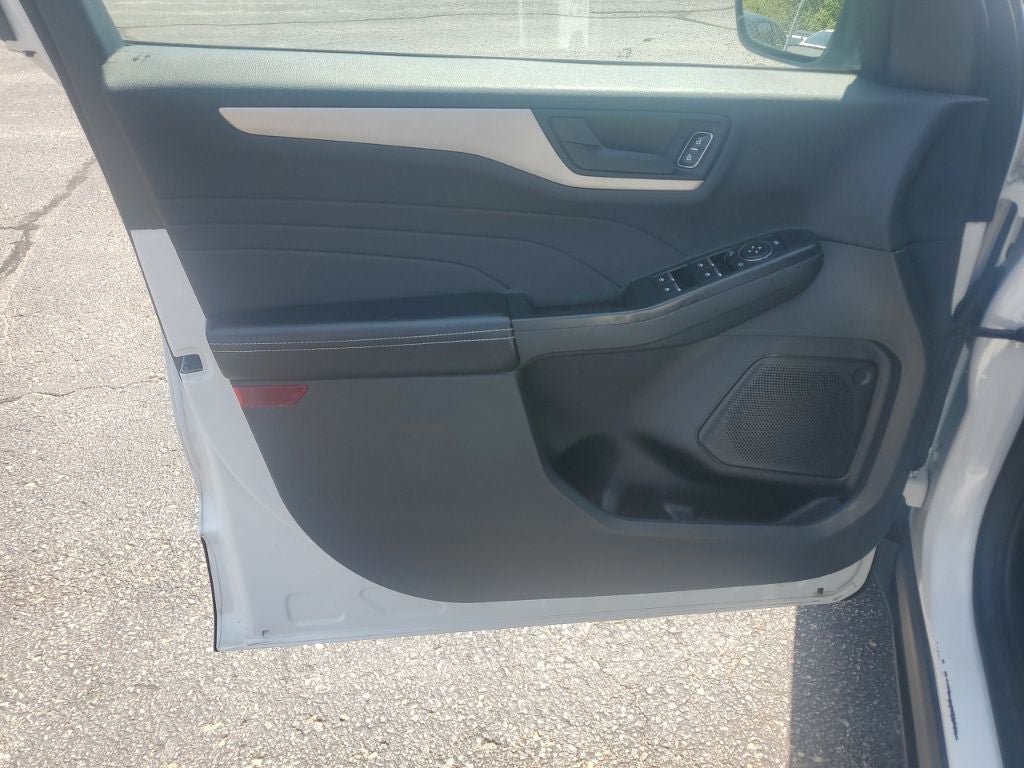 Used 2022 Ford Escape SE AWD/4WD image 17