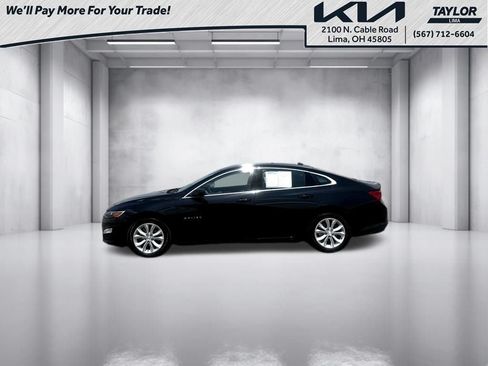 Used 2025 Chevrolet Malibu LT FWD image 3
