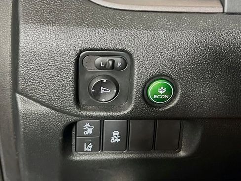Used 2022 Honda Pilot Sport image 8