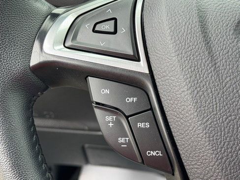 Used 2024 Ford Edge Titanium image 16