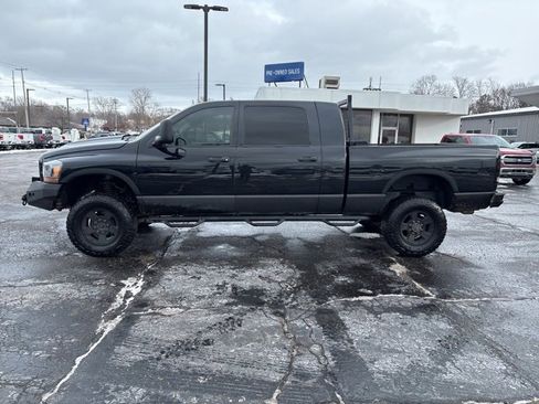 Used 2006 Dodge Ram 3500 Truck SLT w/ Light Group image 2