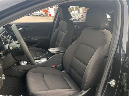 Used 2023 Chevrolet Malibu LT image 29