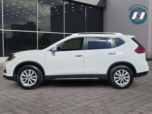 Used 2020 Nissan Rogue SV AWD/4WD image 2