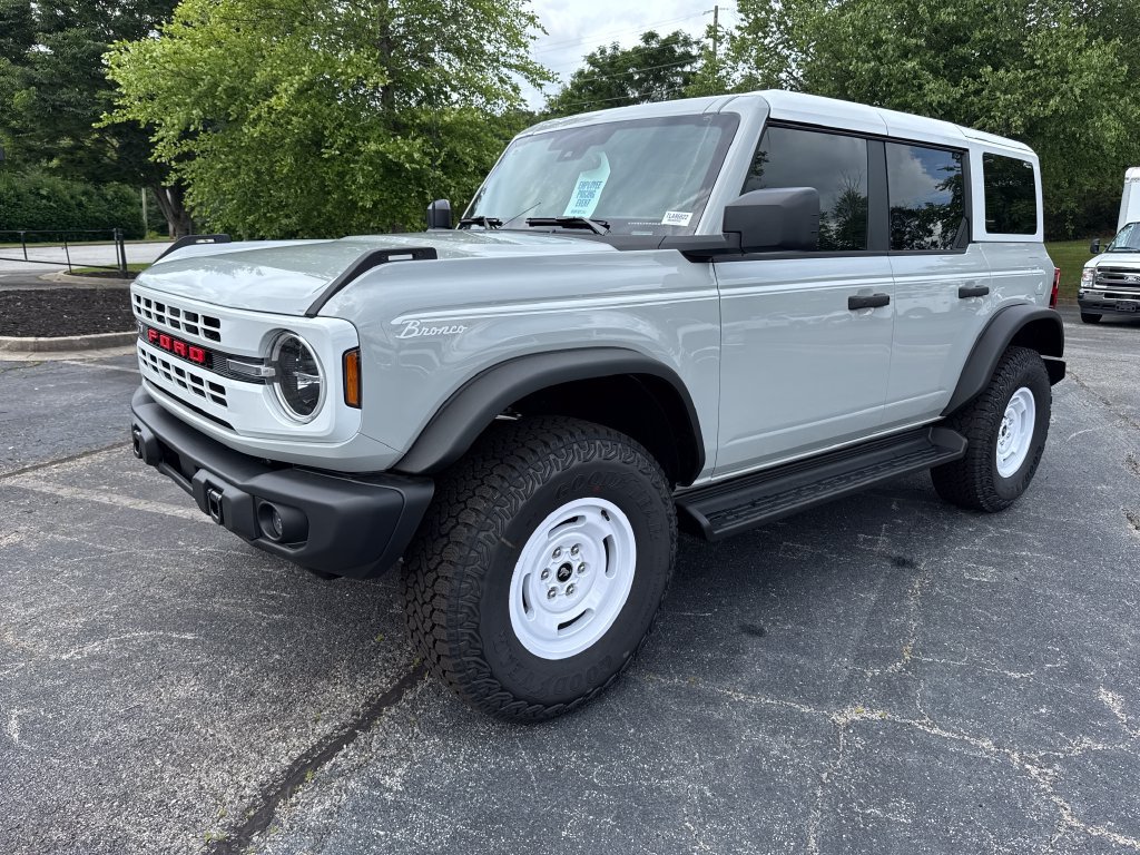 New 2026 Ford Bronco Heritage Edition AWD/4WD image 9