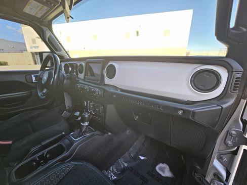 Used 2021 Jeep Wrangler Unlimited Sport AWD/4WD image 20
