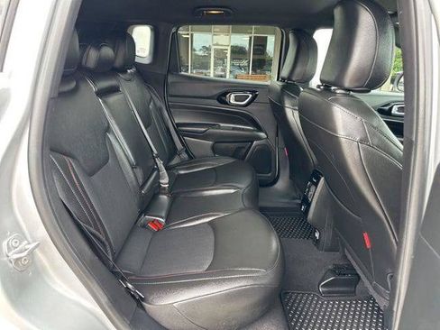 Certified 2025 Jeep Compass Trailhawk AWD/4WD image 36