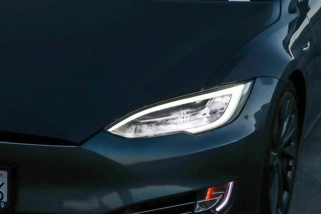 Used 2020 Tesla Model S Performance AWD/4WD image 5