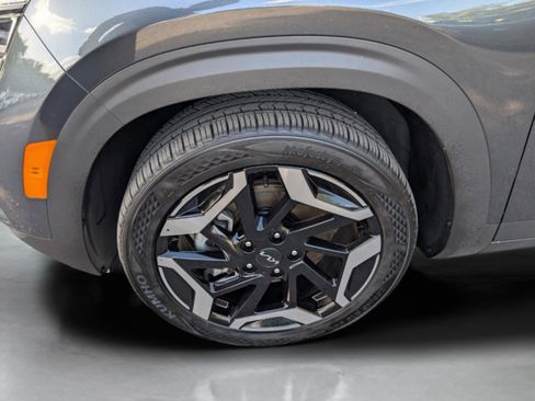 Certified 2025 Kia Seltos SX w/ SX Sunroof Package image 14