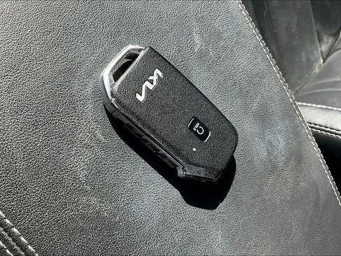 Used 2022 Kia Sorento SX image 34