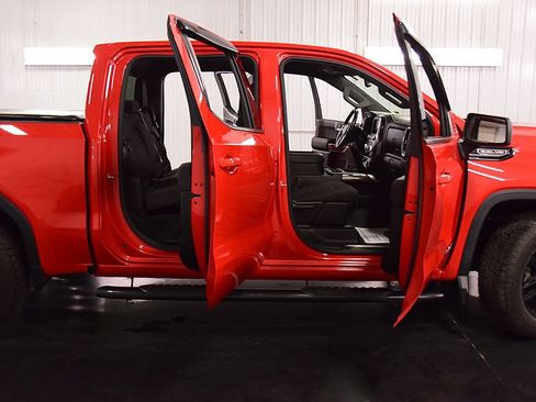 Used 2020 GMC Sierra 1500 Elevation w/ Elevation Value Package AWD/4WD image 36