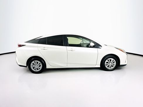 Used 2018 Toyota Prius Two w/ Prius Two Safety Plus Package FWD image 10