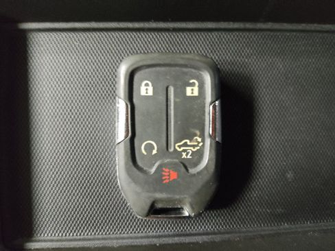 Used 2019 GMC Sierra 1500 SLE w/ SLE Value Package image 32