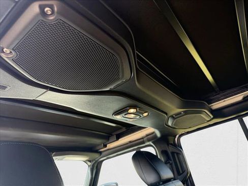 Used 2021 Jeep Wrangler Unlimited Rubicon image 18