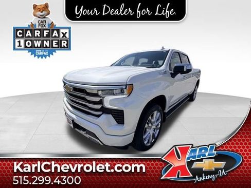 Used 2022 Chevrolet Silverado 1500 High Country w/ High Country Premium Package AWD/4WD image 1