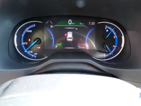 Used 2024 Toyota RAV4 LE AWD/4WD image 24