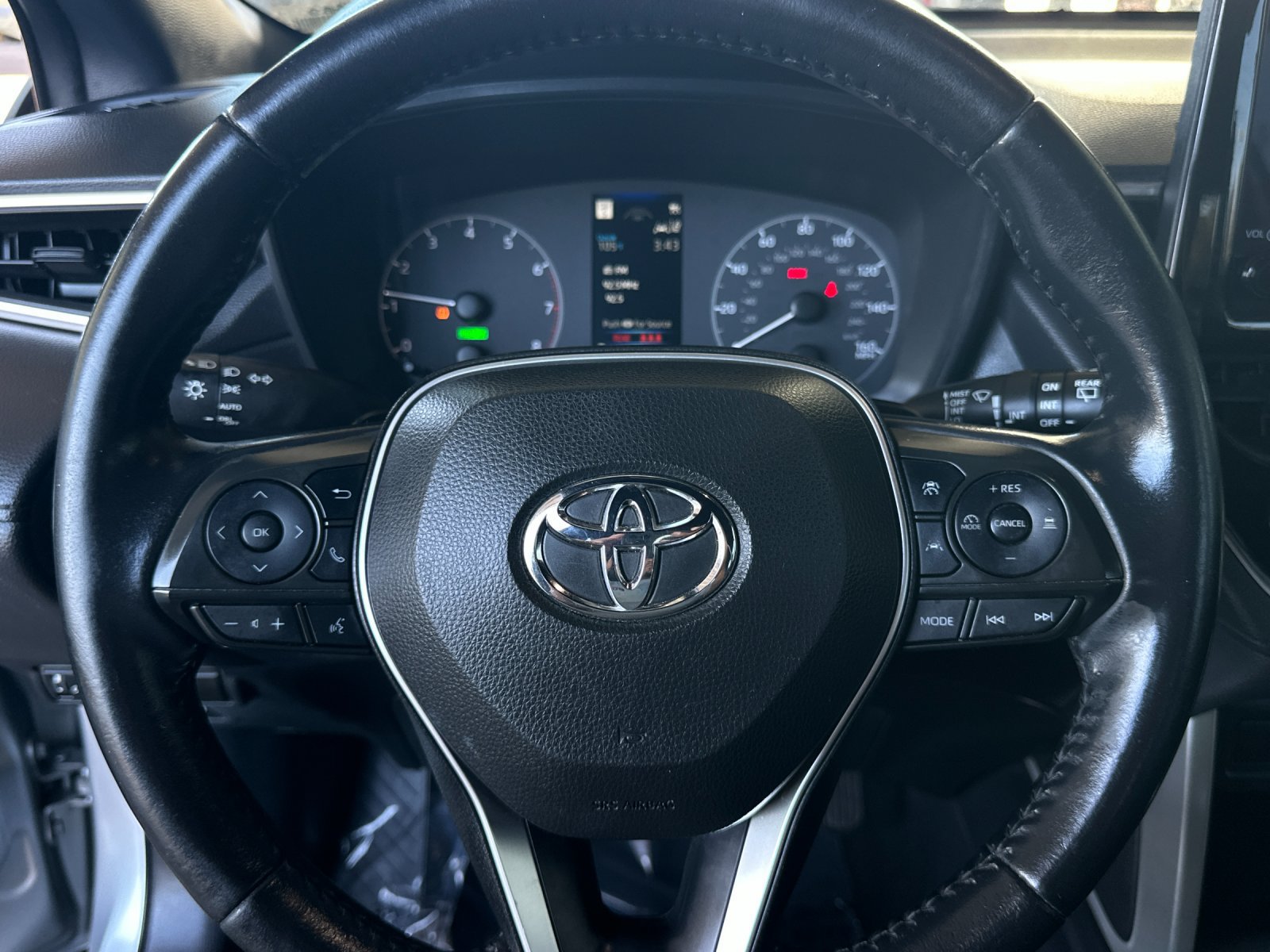 Used 2023 Toyota Corolla Cross AWD Hybrid image 20