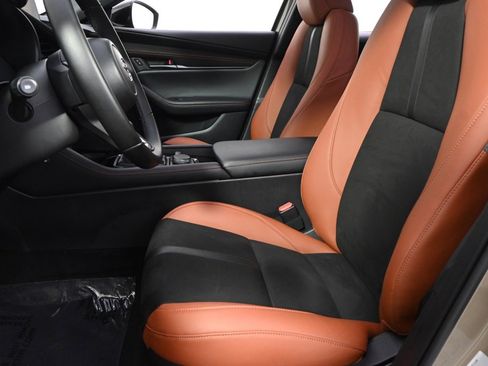 Certified 2025 MAZDA MAZDA3 Carbon image 13