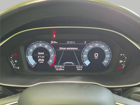Used 2023 Audi Q3 2.0T Premium AWD/4WD image 23