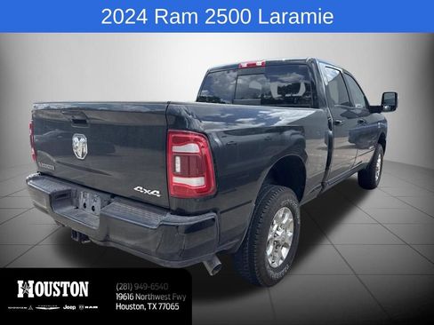 Used 2024 RAM 2500 Laramie w/ Safety Group AWD/4WD image 5