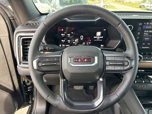 New 2026 GMC Canyon AT4 w/ AT4 Premium Package image 34