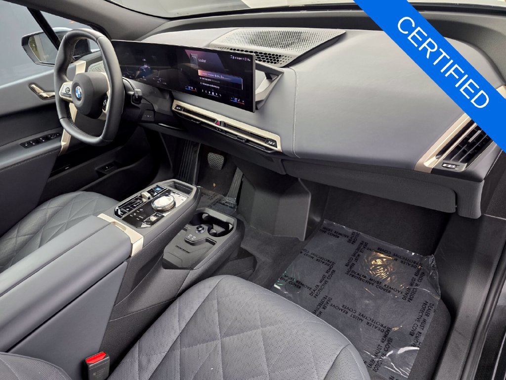 Certified 2026 BMW iX xDrive60 AWD/4WD image 24
