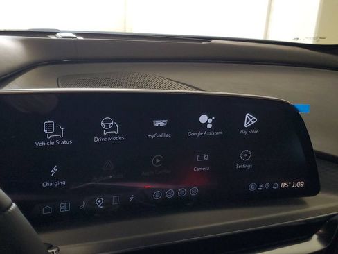 New 2026 Cadillac Lyriq V AWD/4WD image 20