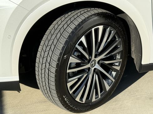 Certified 2025 Lexus RX 350 w/ Convenience Package AWD/4WD image 16