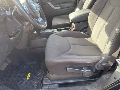 Used 2013 Jeep Wrangler Sport image 15