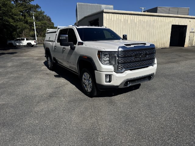 Used 2022 GMC Sierra 3500 Denali w/ Denali Ultimate Package AWD/4WD image 3