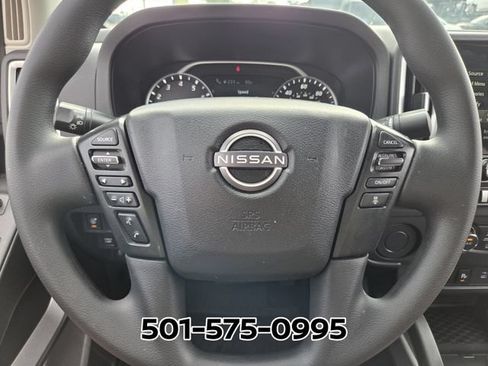 Used 2025 Nissan Frontier SV RWD image 26