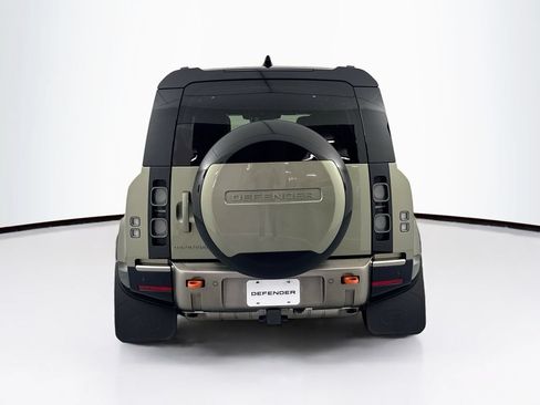 Used 2024 Land Rover Defender 110 X AWD/4WD image 6