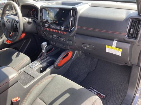 New 2026 Nissan Frontier PRO-4X w/ Pro-4x Convenience Package AWD/4WD image 31