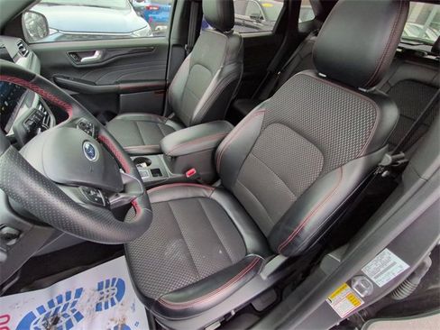 Certified 2024 Ford Escape ST-Line w/ Tech Pack #1 image 8