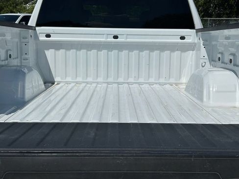Used 2025 Chevrolet Silverado 1500 LT RWD image 14