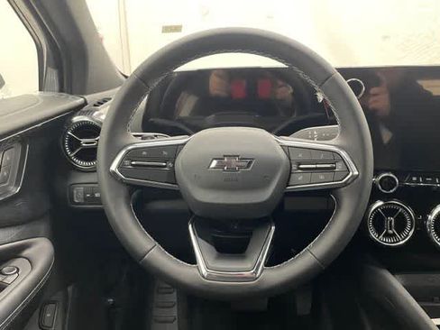 New 2026 Chevrolet Blazer EV LT AWD/4WD image 12