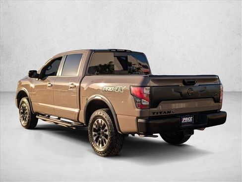 Used 2020 Nissan Titan PRO-4X w/ Pro-4x Convenience Package AWD/4WD image 8