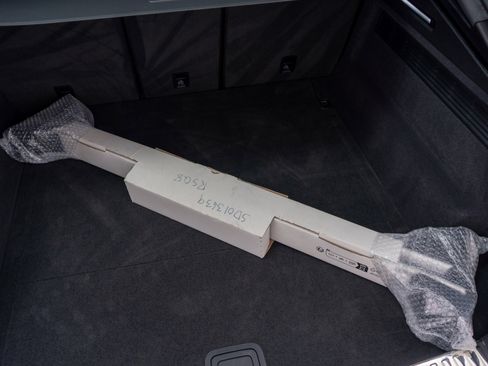 Used 2025 Audi RS Q8 performance image 37